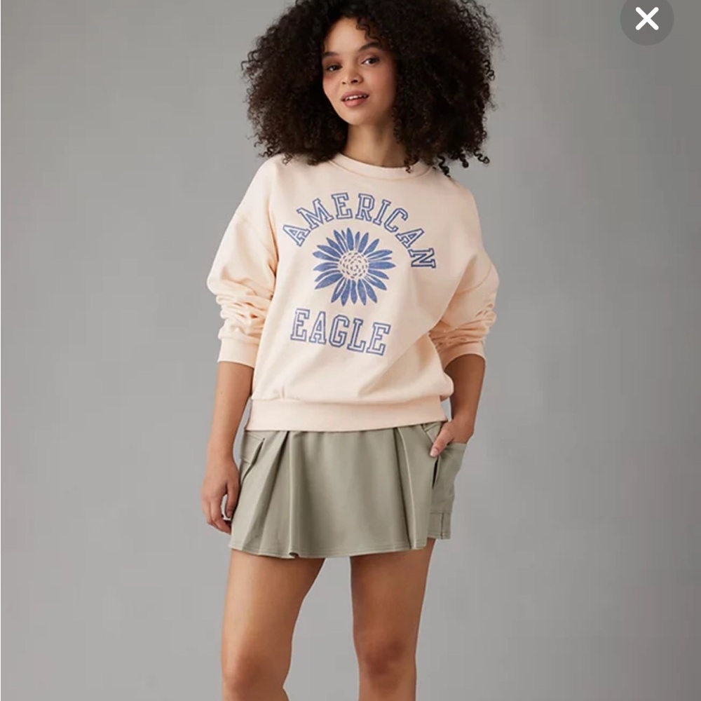 💙 AE Funday Graphic Sweatshirt Sz XL NEW